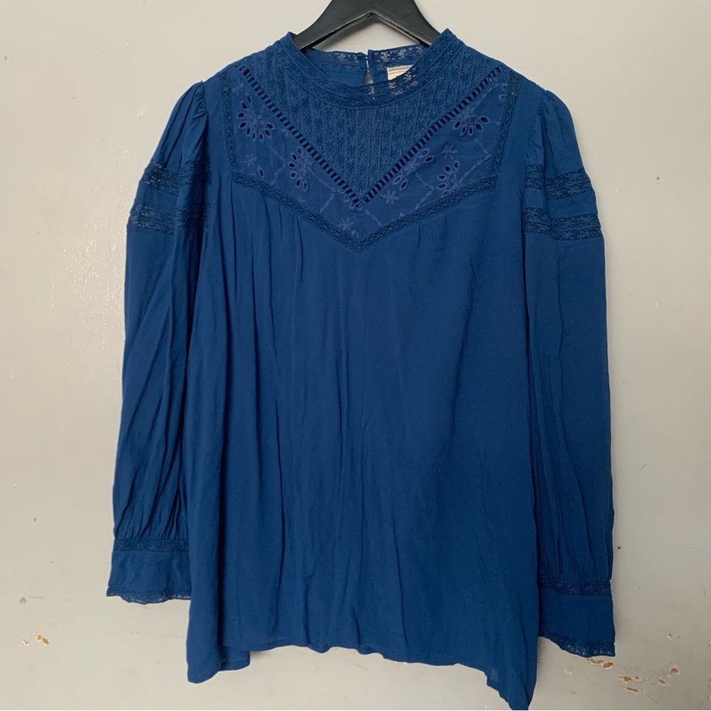 Good Hart blouse Blue Lace Women's Top